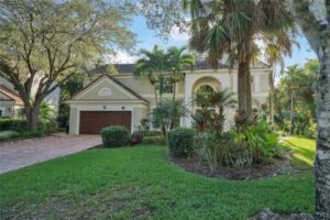 Beautiful Home and Garden Coral Springs